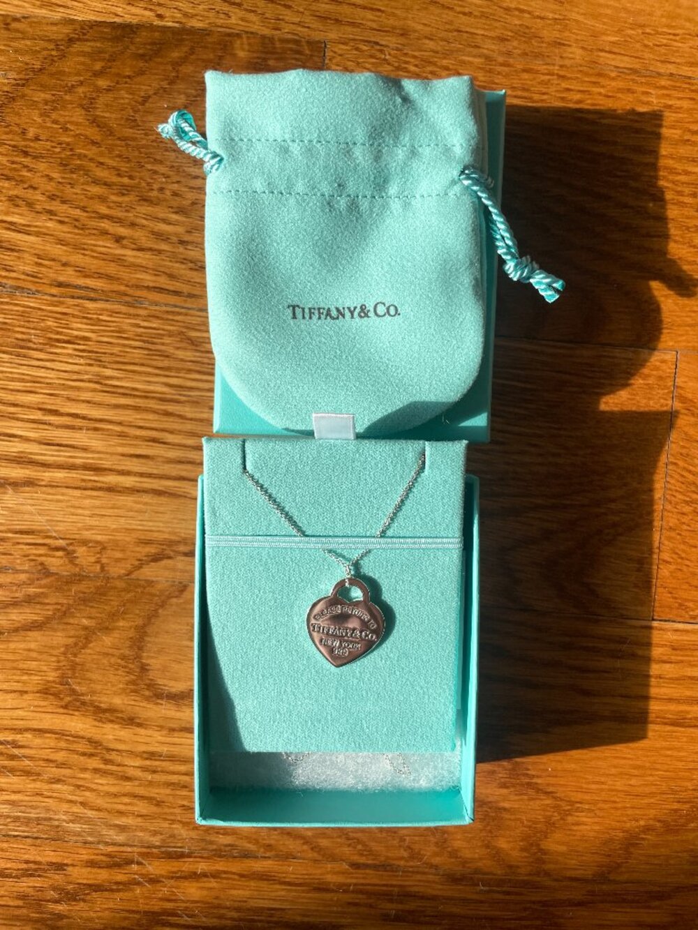 NEW IN BOX Tiffany & Co. Return to Tiffany Heart Tag Pendant in Silver (Medium)